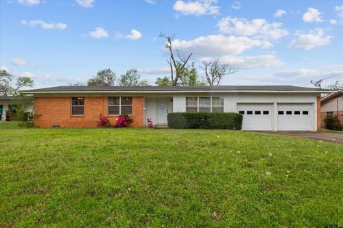 2103 Crestwood Dr, Tyler, TX, 75701-6004 | Card Image