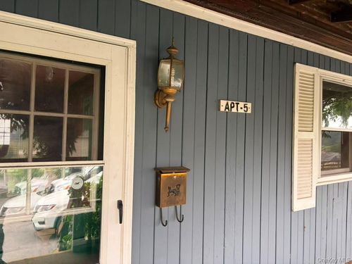 5-35 Millburn Rd, Goshen, NY, 10924-5734 | Card Image