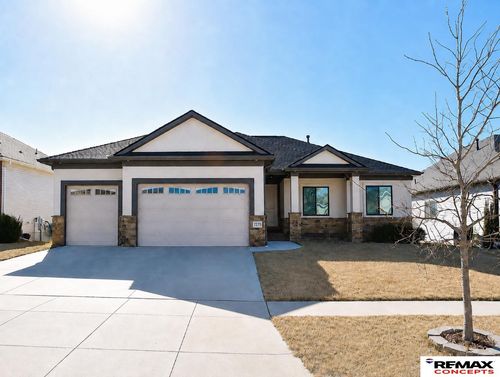 7275 Rachel Rd, Lincoln, NE, 68516-1022 | Card Image