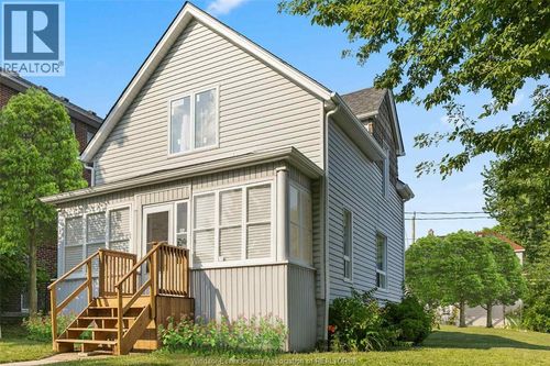 488 Parent Ave, Windsor, ON, N9A2C1 | Card Image