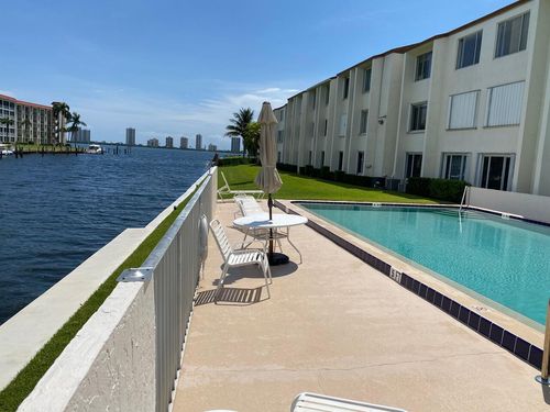 apt-304b-125 Shore Ct, North Palm Beach, FL, 33408-5595 | Card Image