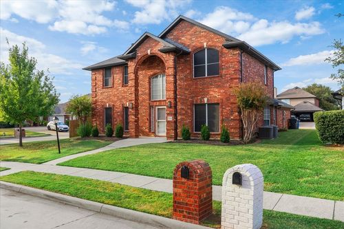 1326 Woodmoor Dr, Allen, TX, 75013-7002 | Card Image