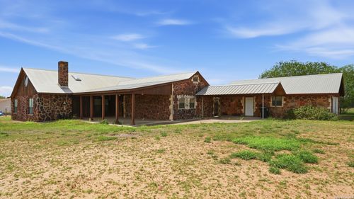 1001 Horton Ln, Poteet, TX, 78065-4184 | Card Image