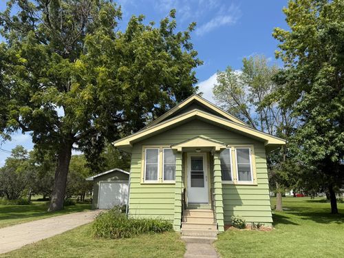 522 1st St Ne, Blooming Prairie, MN, 55917-1215 | Card Image