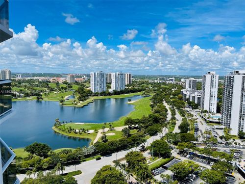 apt-2405-20281 E Country Club Dr, Aventura, FL, 33180-3034 | Card Image