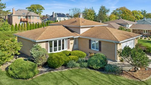 1614 Holly Ave, Darien, IL, 60561-3627 | Card Image