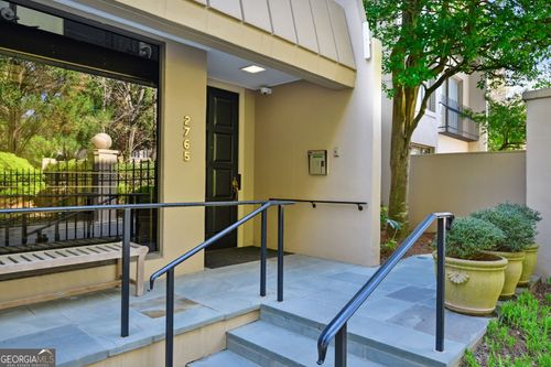 6-2765 Peachtree Rd Ne, Atlanta, GA, 30305-2941 | Card Image