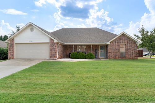 201 Pope Dr, Benton, AR, 72015-5087 | Card Image