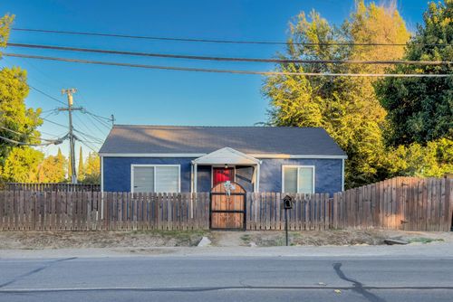 4532 E Washington Street, Stockton, CA, 95215 | Card Image