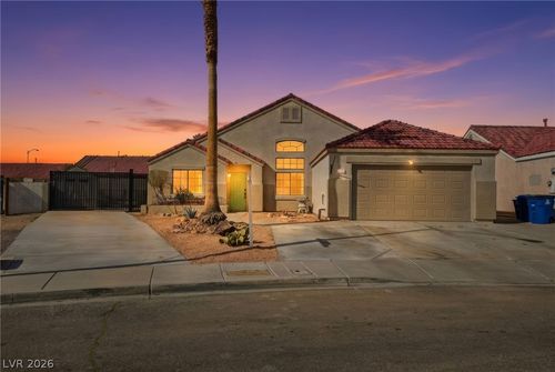 6101 Pahoehoe Way, North Las Vegas, NV, 89031-0691 | Card Image
