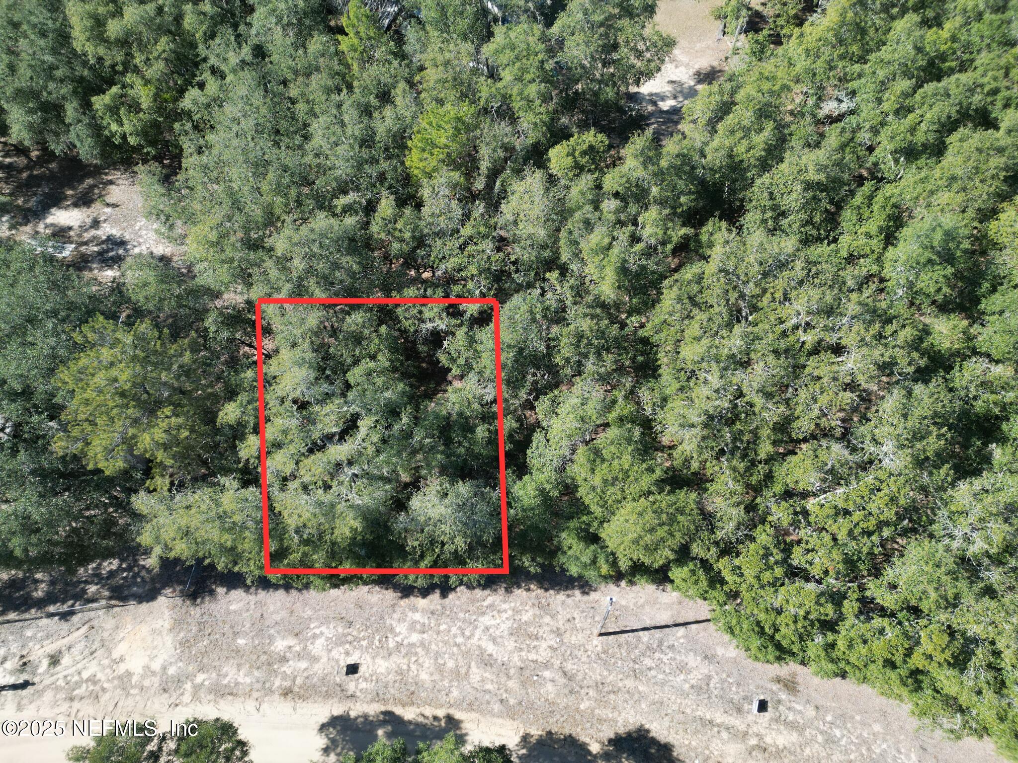 Land in Interlachen 2