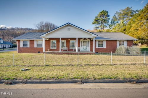 102 Russell Dr, Rogersville, TN, 37857-2252 | Card Image