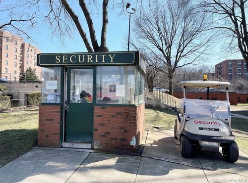 6h-213 75th Avenue, New York, NY, 11364 | Card Image