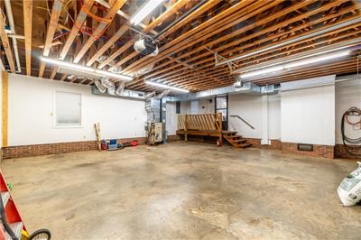 Garage | Image 3