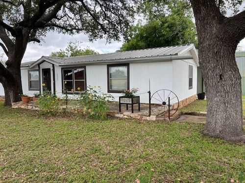 6009 Se 5th St, Rochelle, TX, 76872-3660 | Card Image