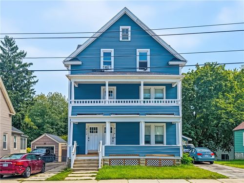 414 Providence St, Woonsocket, RI, 02895-6265 | Card Image