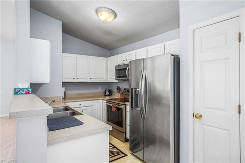 unit-3b-120 James Rd, High Point, NC, 27265-2184 | Card Image