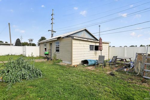 119 W Maple St, Flora, IN, 46929-1042 | Card Image