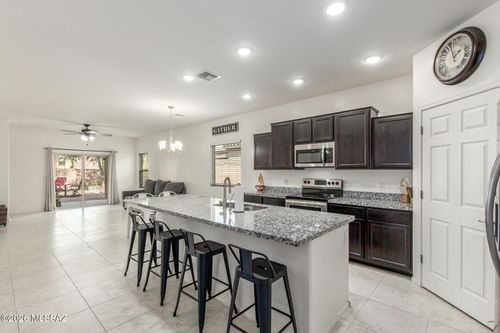 9106 W Old Agave Trl, Marana, AZ, 85653-1429 | Card Image