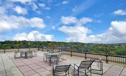 615-1731 Beacon St, Brookline, MA, 02445-5326 | Card Image