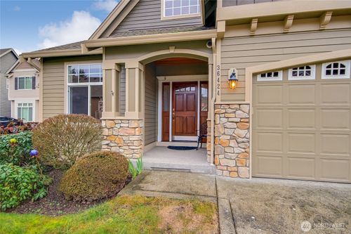 36424 10th Ct Sw, Federal Way, WA, 98023-7402 | Card Image