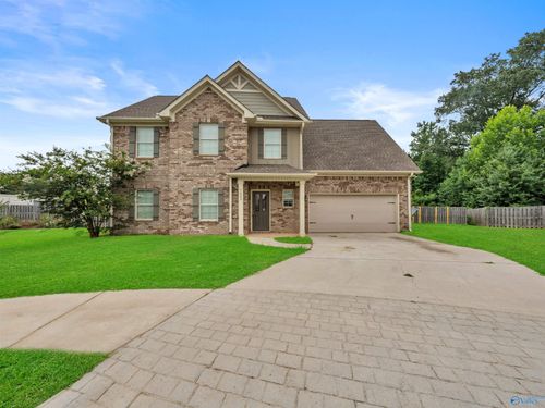 7033 Southgate Dr Se, Owens Cross Roads, AL, 35763-9290 | Card Image
