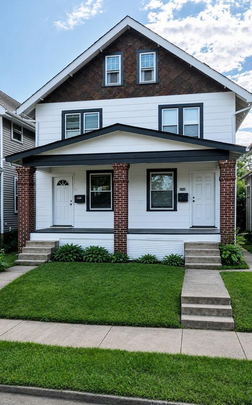 2568 Indianola Ave, Columbus, OH, 43202-2427 | Card Image
