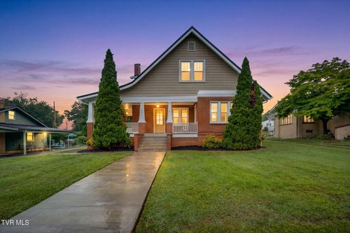 300 Daytona Place, Elizabethton, TN, 37643 | Card Image