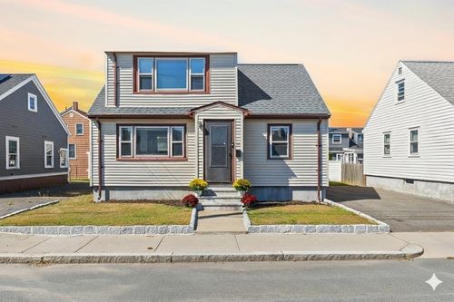 19 Maryland Ave, Winthrop, MA, 02152-1414 | Card Image