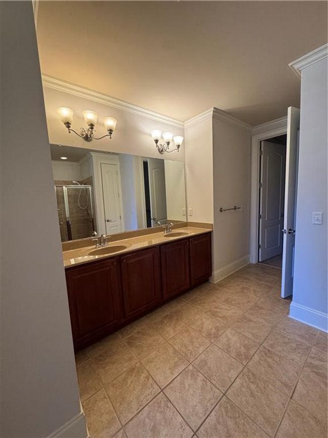 APT-1209 - 2300 Peachford Rd, Condo with 2 bedrooms, 2 bathrooms and 1 parking in Dunwoody GA | Image 55