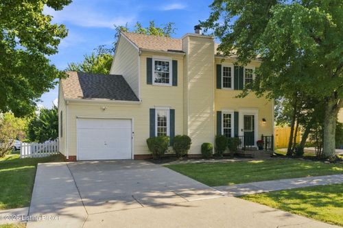 220 Rolling Ridge Way, Simpsonville, KY, 40067-6663 | Card Image