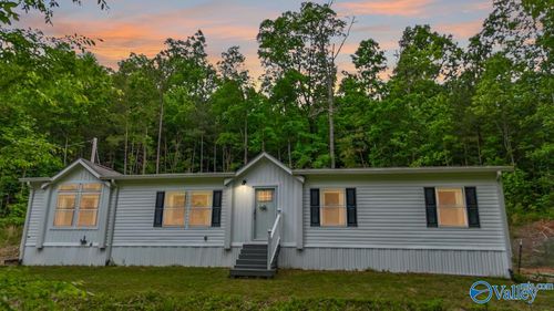 67 Mcdonald Road, Guntersville, AL, 35976 | Card Image