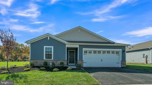 41 Bennington Way, CARLISLE, PA, 17013-1704 | Card Image