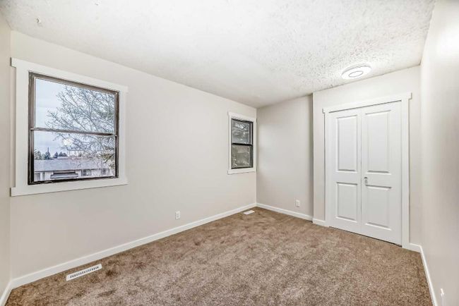 6740 Temple Drive Ne, Home with 3 bedrooms, 1 bathrooms and null parking in Calgary AB | Image 13