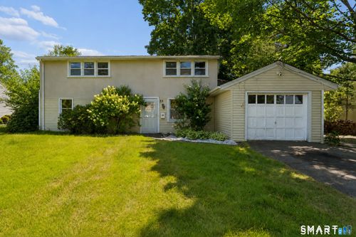 33 Assisi Way, Norwalk, CT, 06851-3213 | Card Image