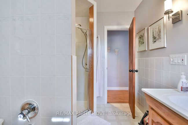 35 Fittons Rd E, House other with 3 bedrooms, 2 bathrooms and 4 parking in Orillia ON | Image 23