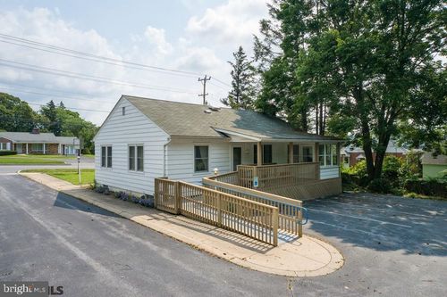 1380 N Atherton St, STATE COLLEGE, PA, 16803-2931 | Card Image