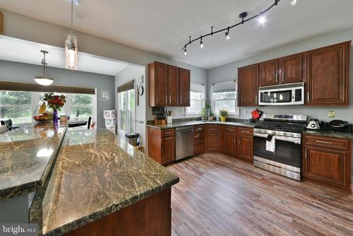 110 Country Club Dr, LANSDALE, PA, 19446-1456 | Card Image