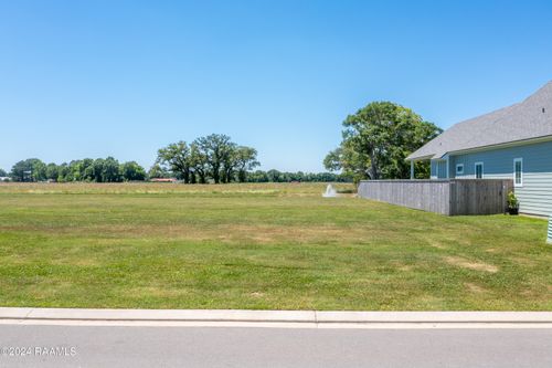 106 Breakers Way, Scott, LA, 70583-5648 | Card Image