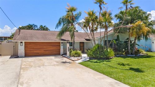 8720 Hickorywood Ln, Tampa, FL, 33615-4418 | Card Image