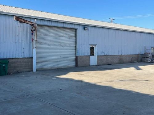 1206 E Pine St, Lodi, CA, 95240-0812 | Card Image