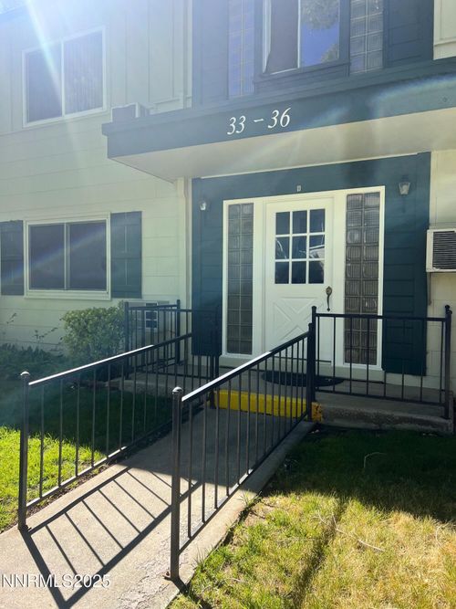 33-1945 4th St, Sparks, NV, 89431-3170 | Card Image
