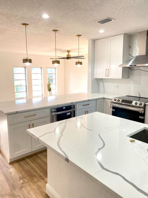 4320 Nw 107th Ave, Coral Springs, FL, 33065-7711 | Card Image