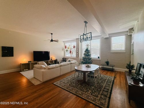 2102-2525 College St, Jacksonville, FL, 32204-3592 | Card Image