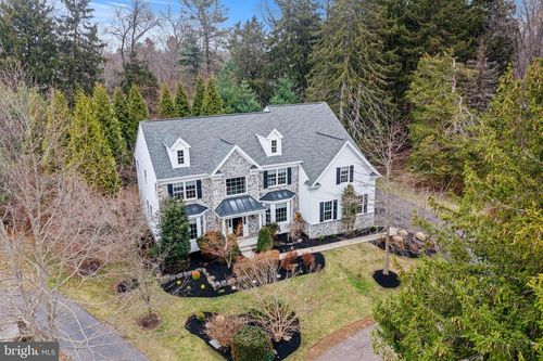 14 Dever Dr, Thornton, PA, 19373-2008 | Card Image