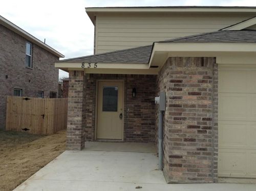 835 E College St, Princeton, TX, 75407-6734 | Card Image
