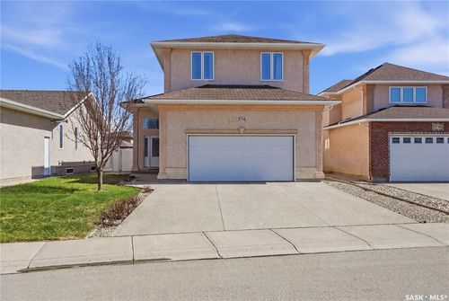 3714 Sandringham Rd E, Regina, SK, S4V0N5 | Card Image