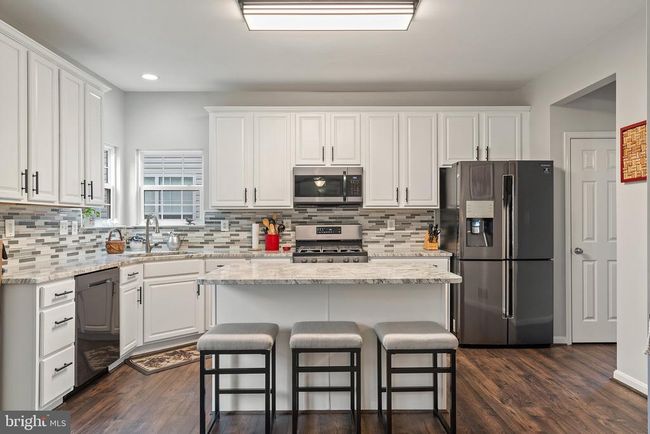 8754 Grantham Ct, House other with 3 bedrooms, 4 bathrooms and null parking in BRISTOW VA | Image 11