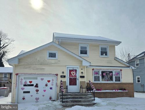 815 Sawyer Ave, Vineland, NJ, 08360-3913 | Card Image