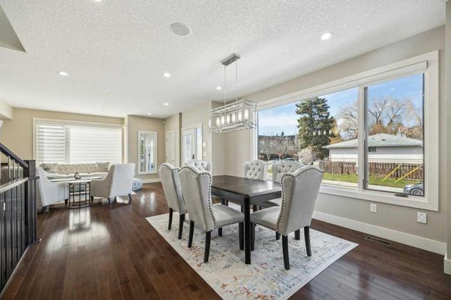 1721 44 Avenue Sw, Home with 4 bedrooms, 3 bathrooms and 2 parking in Calgary AB | Image 8